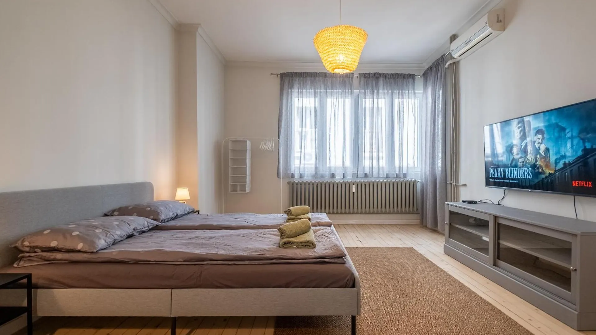 Lejlighed Spacious & Central 2Br With Terrace, Cozy & Modern By Flat Mаnager Sofia Bulgarien